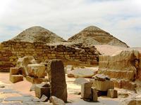 04a Piramiden van Nioeserre en Neferirkare 5de dynastie