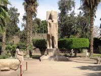 7 Memphis beeld van Ramses II
