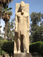 9 Memphis beeld van Ramses II