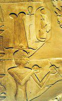 038. Detail van het blok van Hatsjepsoet Luxor museum