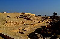 Koninginnen piramiden bij Teti