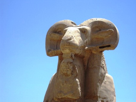 08-Karnak