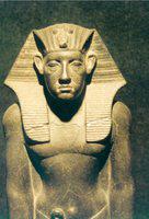 008. Detail beeld van Amenemhat III
