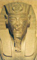 019. Detail van het beeld van Amenhotep III
